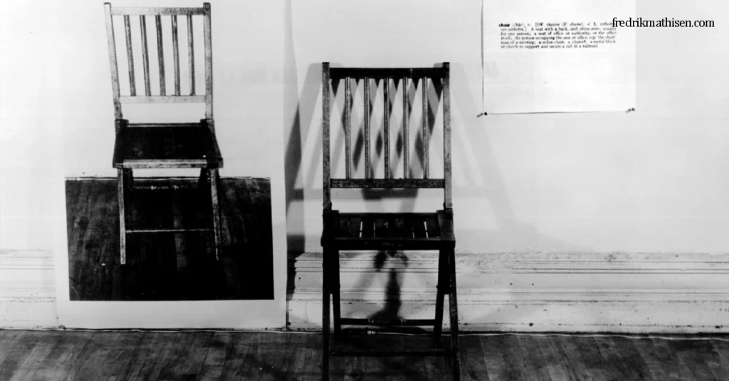 Joseph Kosuth โจเซฟ โฆสุต มักได้รับการขนานนามว่าเป็นบิดาแห่งศิลปะแนวมโนทัศน์ มีส่วนร่วมกับศิลปะในฐานะแนวคิด และสำรวจความสัมพันธ์